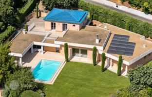 6-bedroom villa in Cavalaire-sur-Mer for 2,395,000 €