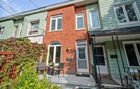 Terraced house – York, Toronto, Ontario,  Canada for C$1,422,000