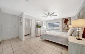 Townhome – West End, Miami, Florida,  USA for $730,000