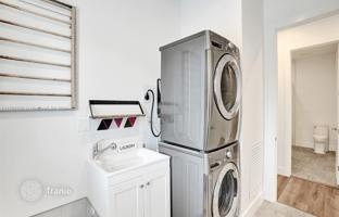 4-bedroom house 488 m² in Lagorce Drive for $4,895,000