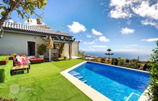 2-bedroom villa 150 m² in Guia de Isora for 998,000 €