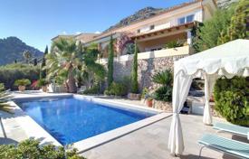 Luxury residential for sale in Pollença. Luxury Villa with private pool and sun terrace with views over the bay of Pollensa and the mountains Luxury residential for sale in Pollença. Luxury Villa with private pool and sun terrace with views over the bay of Pollensa and the mountains