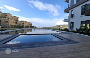 3-bedroom penthouse 190 m² in Kargicak for 14,993,000 TRY