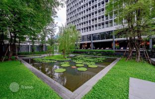 1-bedroom apartments in condo in Pathum Wan for $416,000