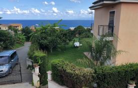 Terraced house – Briatico, Calabria, Italy for 220,000 €