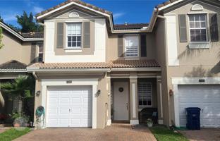 3-bedroom house 147 m² in West End for $525,000