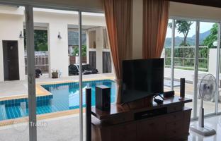 6-bedroom villa 550 m² in Patong for $1,490,000