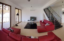 Unique villa overlooking the new Paphos Marina for 2,220,000 €