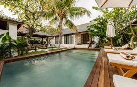 Exquisite jungle view villa near Ubud center, Bali, Indonesia for $275,000