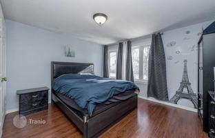 12-bedroom townhouse in North York for C$1,572,000