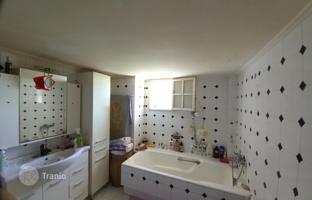 2-room apartment 95 m² in Athenian Riviera for 280,000 €