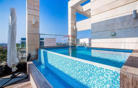 Three-bedroom penthouse with a rooftop pool, Tel Aviv, Israel for 1,343,000 €
