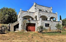Stone well-kept villa with a large plot in the Peloponnese, Greece for 220,000 €