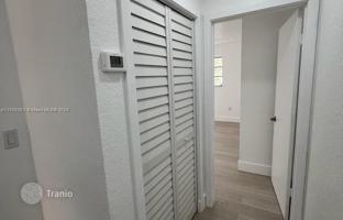 2-bedroom house 94 m² in Hialeah for $375,000