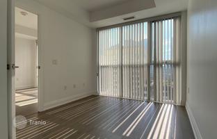 4-bedroom apartment in Mutual Street for C$739,000