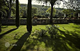 Villa in Mont Boron. Price on request