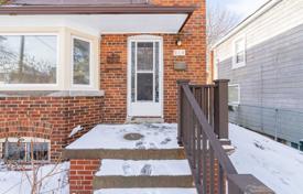 Terraced house – York, Toronto, Ontario,  Canada for C$1,348,000