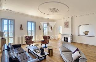 Luxurious renovated apartment with a parking in Cannes, Cote d'Azur, France for 1,490,000 €