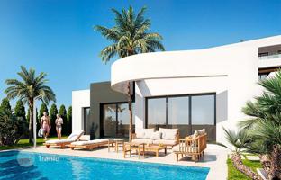 3-bedroom villa 240 m² in Los Alcazares for 599,000 €
