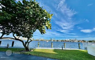 2-bedroom apartments in condo 122 m² in North Miami Beach for $535,000