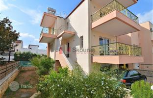 Three-level townhouse with a garden and a parking in the center of Nafplio, Peloponnese, Greece for 320,000 €