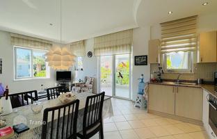 2-bedroom apartment 85 m² in Camyuva for 11,661,000 TRY