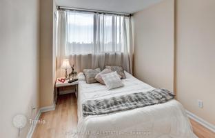 8-bedroom apartment in North York for C$792,000