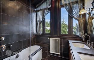 5-bedroom mansion 306 m² in Courchevel for 8,400,000 €