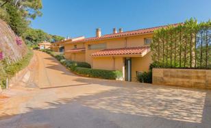 5-bedroom house 167 m² in Begur for 790,000 €