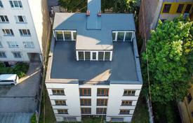20-bedrooms terraced house 900 m² in Central District, Latvia for 920,000 €
