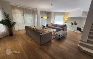 5-bedroom villa 350 m² in Herzliya for $5,326,000