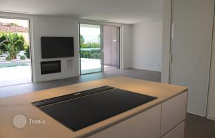 5-bedroom cottage 240 m² in Teulada (Spain) for 2,400,000 €