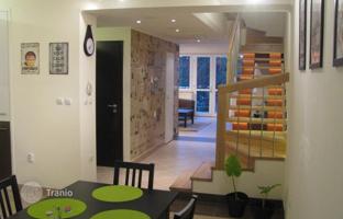 5-room townhouse 174 m² in Debrecen for 445,000 €