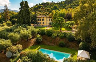 6-bedroom villa 540 m² in Capannori for 2,600,000 €