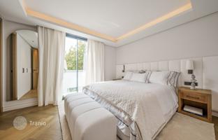 5-bedroom villa 983 m² in Nueva Andalucia for 8,950,000 €