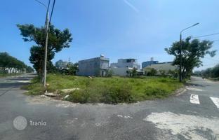 Land plot in Da Nang for 357,000 €