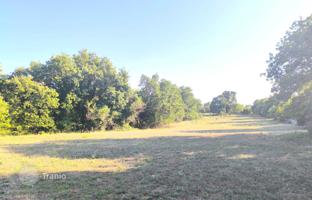 Land plot 8,000 m² in Istria County for 80,000 €