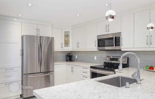 2-bedroom apartment in North York for C$818,000