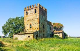 Historic 14th century castle with a terrace, a garden and a stunning views of Lake Trasimeno, Umbria, Italy for 8,000,000 €