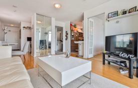 Apartment – Front Street West, Old Toronto, Toronto,  Ontario,   Canada for C$682,000