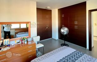 3-bedroom cottage 187 m² in Latsia for 500,000 €