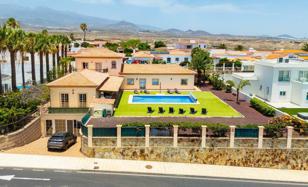 8-bedroom villa 530 m² in Golf del Sur for 1,800,000 €