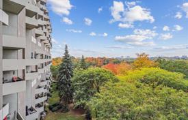 Apartment – Etobicoke, Toronto, Ontario,  Canada for C$1,022,000