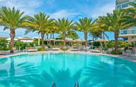 Condo – Miami Beach, Florida, USA for $8,400,000
