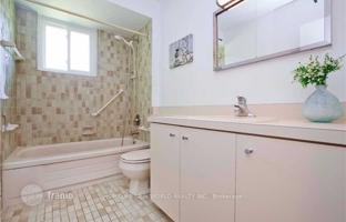9-bedroom house in North York for C$2,227,000