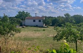 Building land Construction land with a house for sale, Štinjan for 170,000 €