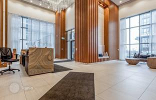 2-bedroom apartment in Etobicoke for C$1,333,000