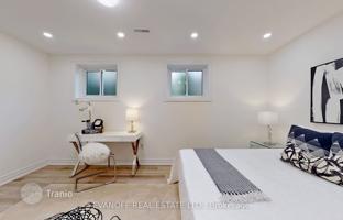 8-bedroom house in Scarborough for C$1,673,000