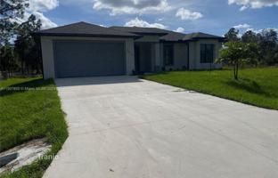 3-bedroom house in LaBelle for $400,000