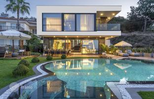 3-bedroom villa 297 m² in Alanya for 180,467,000 TRY